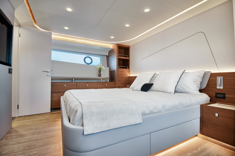 CLB65-yacht-hk_8