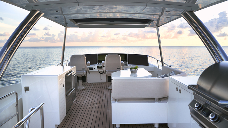 CLA 76 Flybridge Lounge