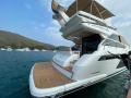 fairline48_4