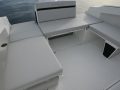 SL600-hk-speedboat-exterior-9