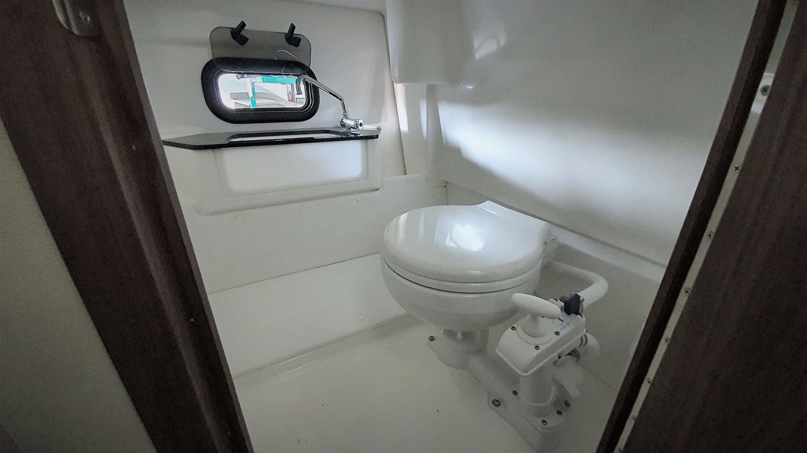 boat with bathroom for sale