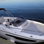 SL652 speed boat