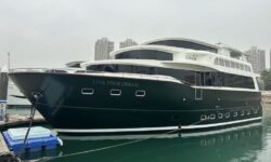 bondway 65 live aboard