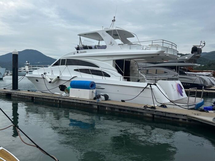 Ruby18m motoryachthk2