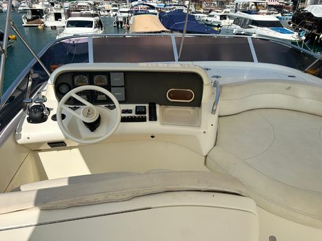 Azimut55 flybridge 7