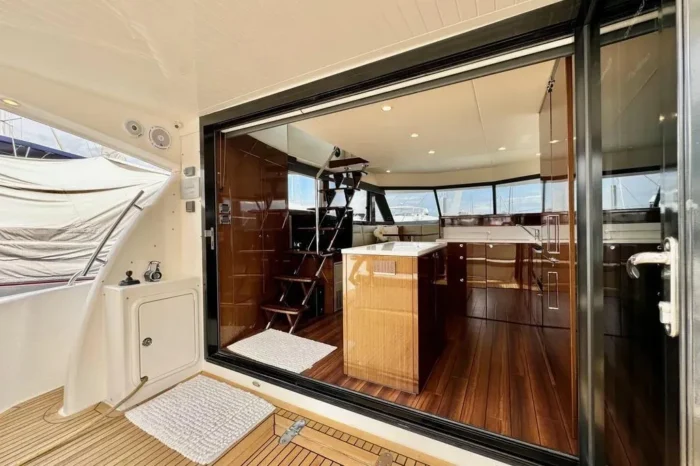 Maritimo M51 singapore 11