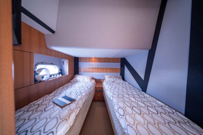 Sunseeker74 Predator13