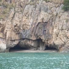 KauYichau cave lantau 2