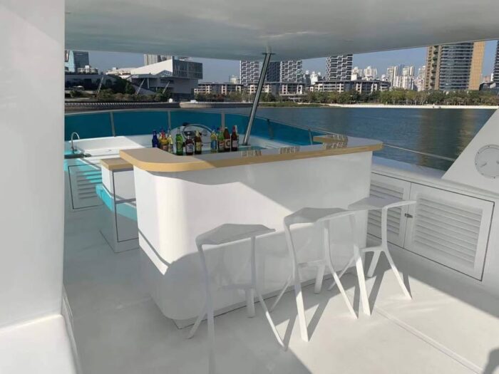 Mandarin50 liveaboard 6