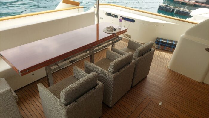 customline navetta28 ferretti 10