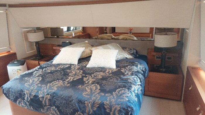 customline navetta28 ferretti 3