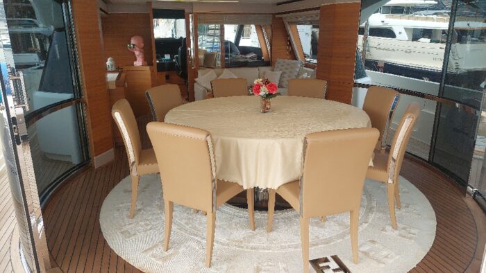 customline navetta28 ferretti 8