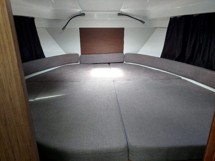 Antares9 beneteau 16