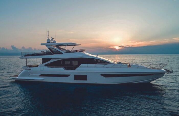 Azimut Grande 25