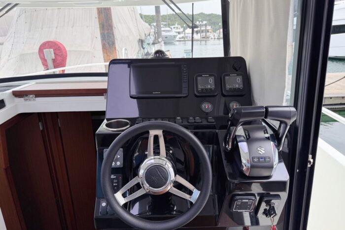 Merryfisher895 jeanneau 9