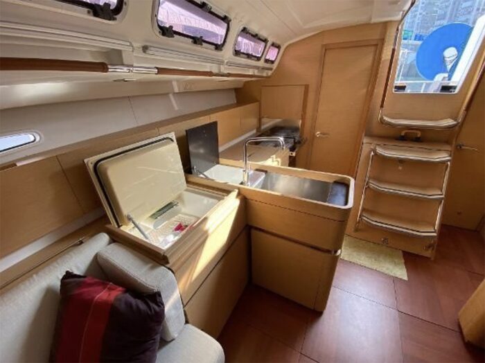 Beneteau first 45 8