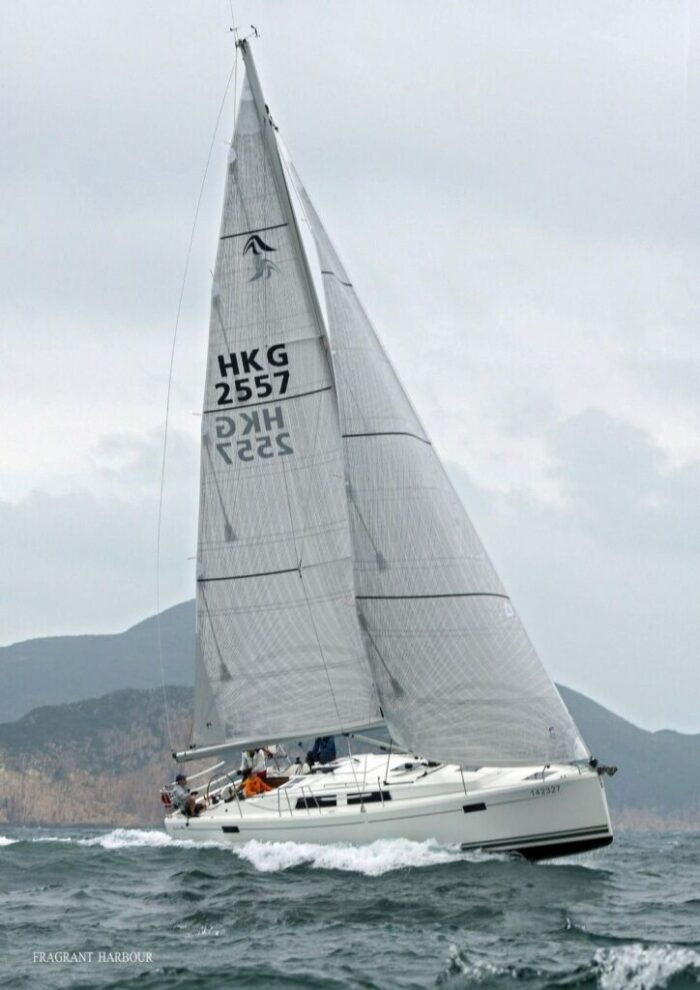 Hanse 385 sailingyacht 2
