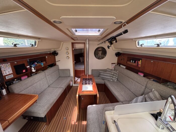 Hanse 385 sailingyacht 8