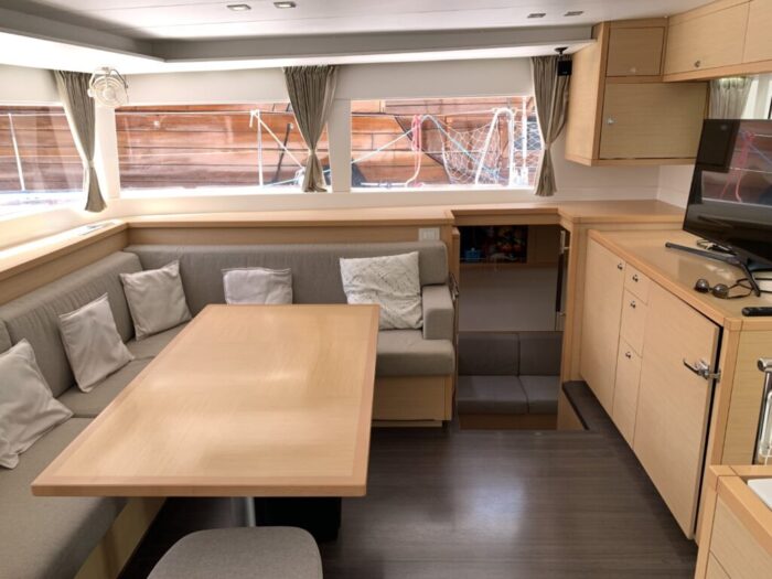 Lagoon45 sailingyacht 9
