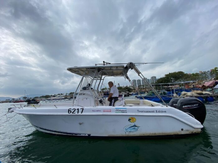 donzi 23 speedboat