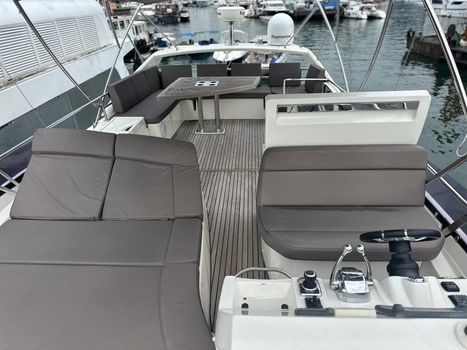 Prestige550 3
